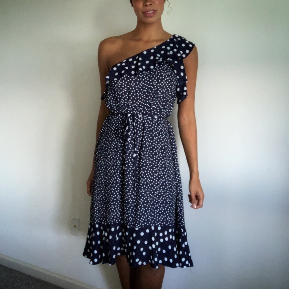 Polka dot one shoulder dress - Picture 4 of 5